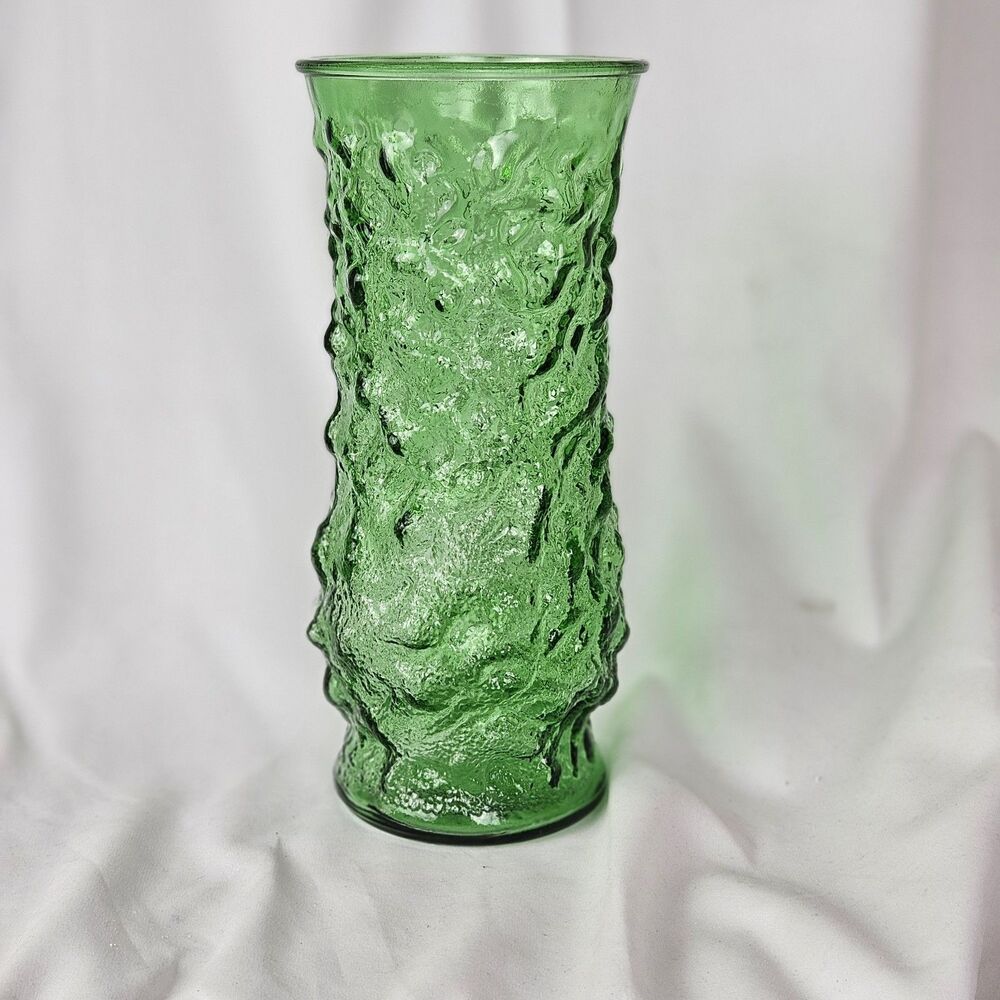 EO Brody Co LARGE Vintage Crinkle Avocado Green Glass Vase Cleveland Ohio 60's